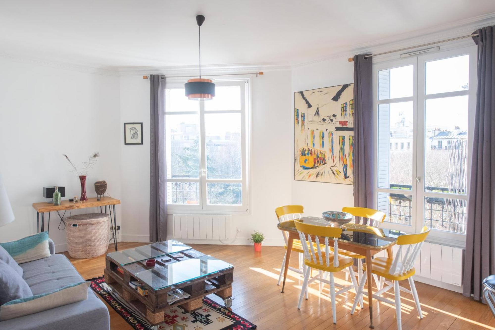 Cosy And Very Flat With Open View On A Parc * Parijs
